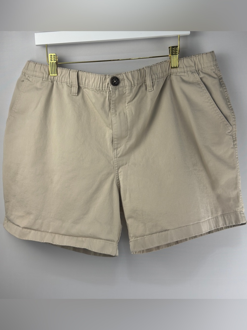 Chubbies Classic Khaki Cotton Shorts originals 5.5” inseam Men’s XXL